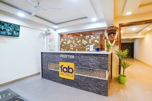 Reception - Fabhotel Arsh Executive Inn (Kalyan)