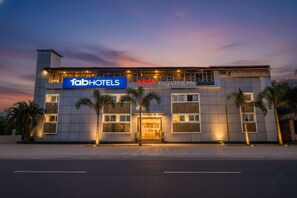 Exterior - Fabhotel Arsh Executive Inn (Kalyan)