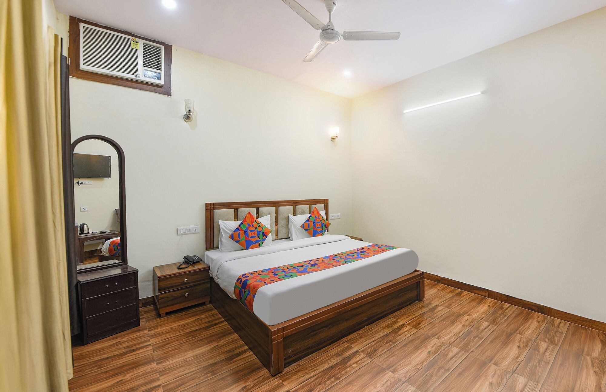 Habitación Deluxe | Sábanas de algodón egipcio y ropa de cama de alta calidad 