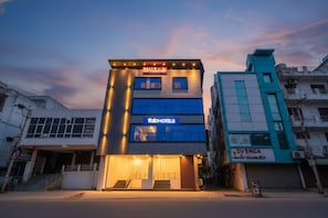 Exterior - Fabhotel Impression (New Delhi)