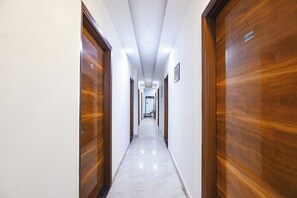 Lobby - Fabhotel Impression (New Delhi)