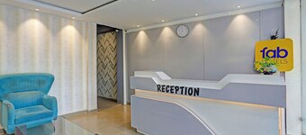 Fabhotel New R Inn