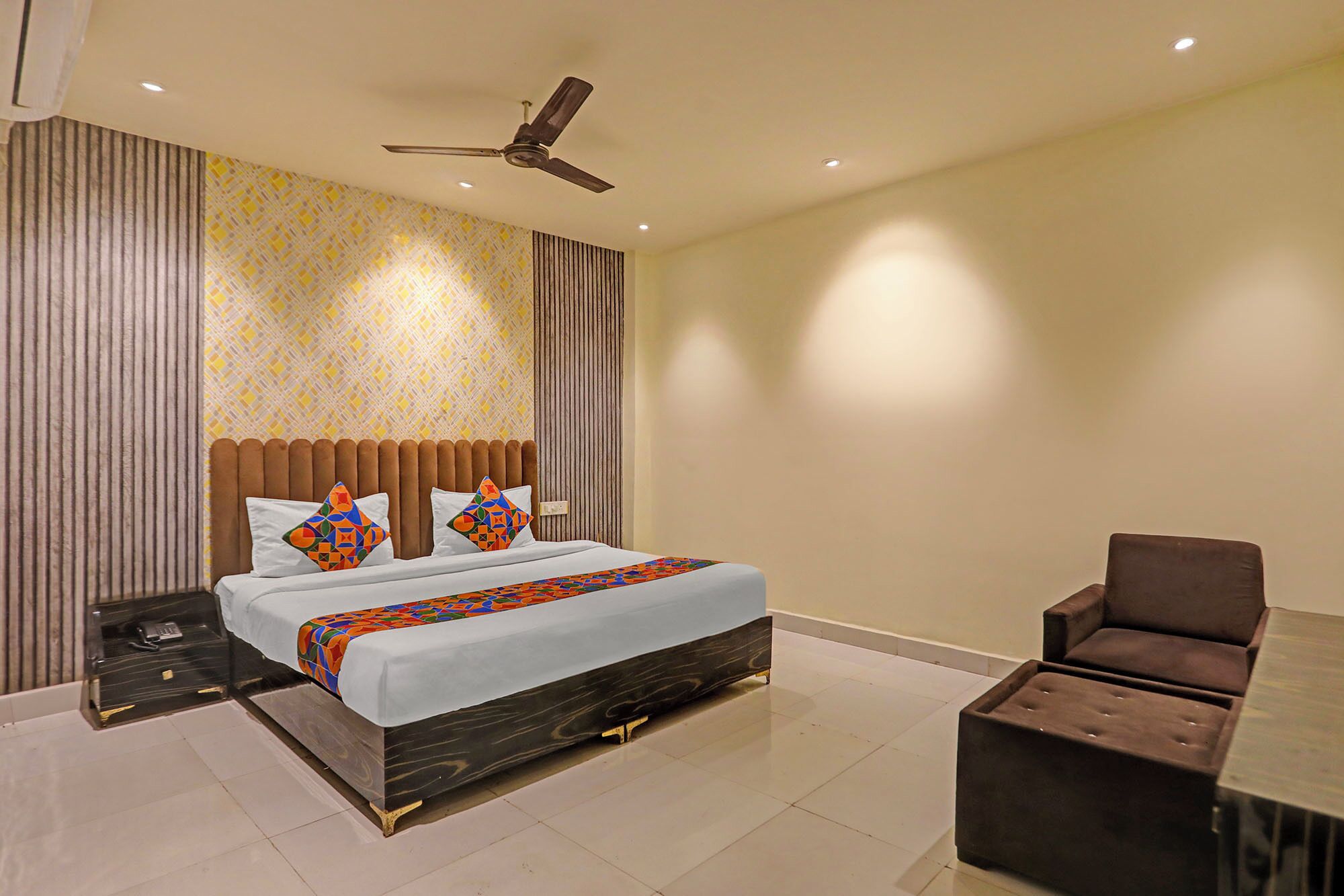 埃及棉床单、高档床上用品、客房内保险箱、免费 WiFi