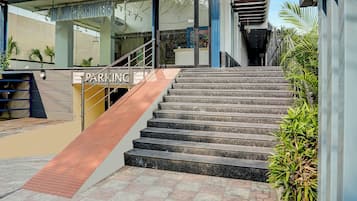 Entrée de l’hébergement