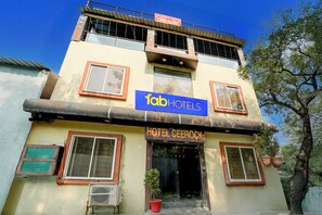 Exterior - Fabhotel Ceerock (Bhopal)