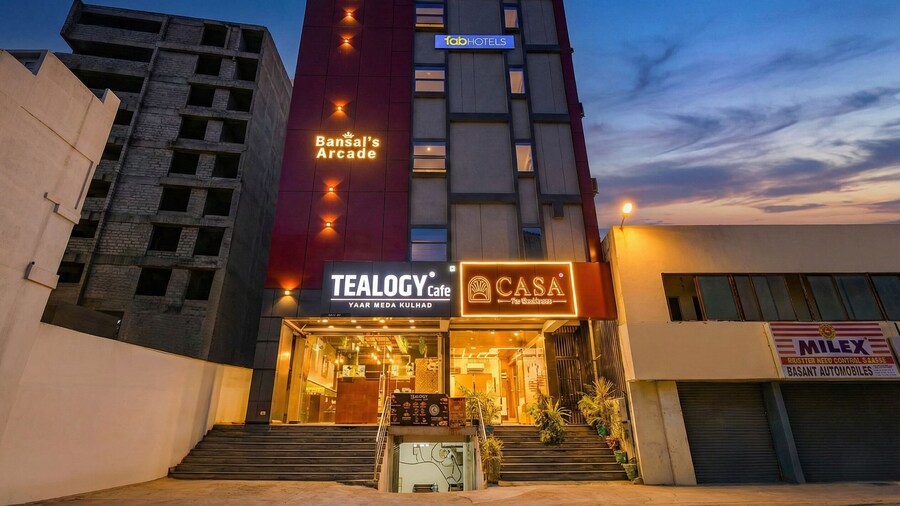 Fabhotel Casa Grand Himayathnagar