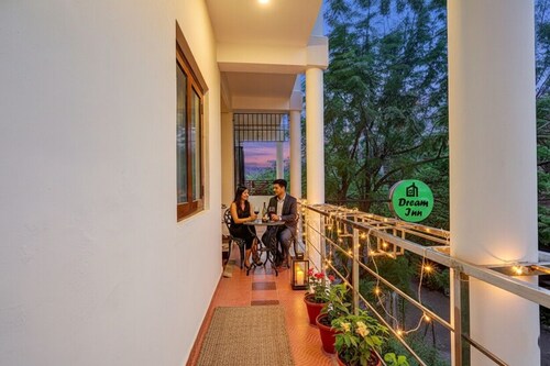 Fabhotel Dream Inn Mogappair East