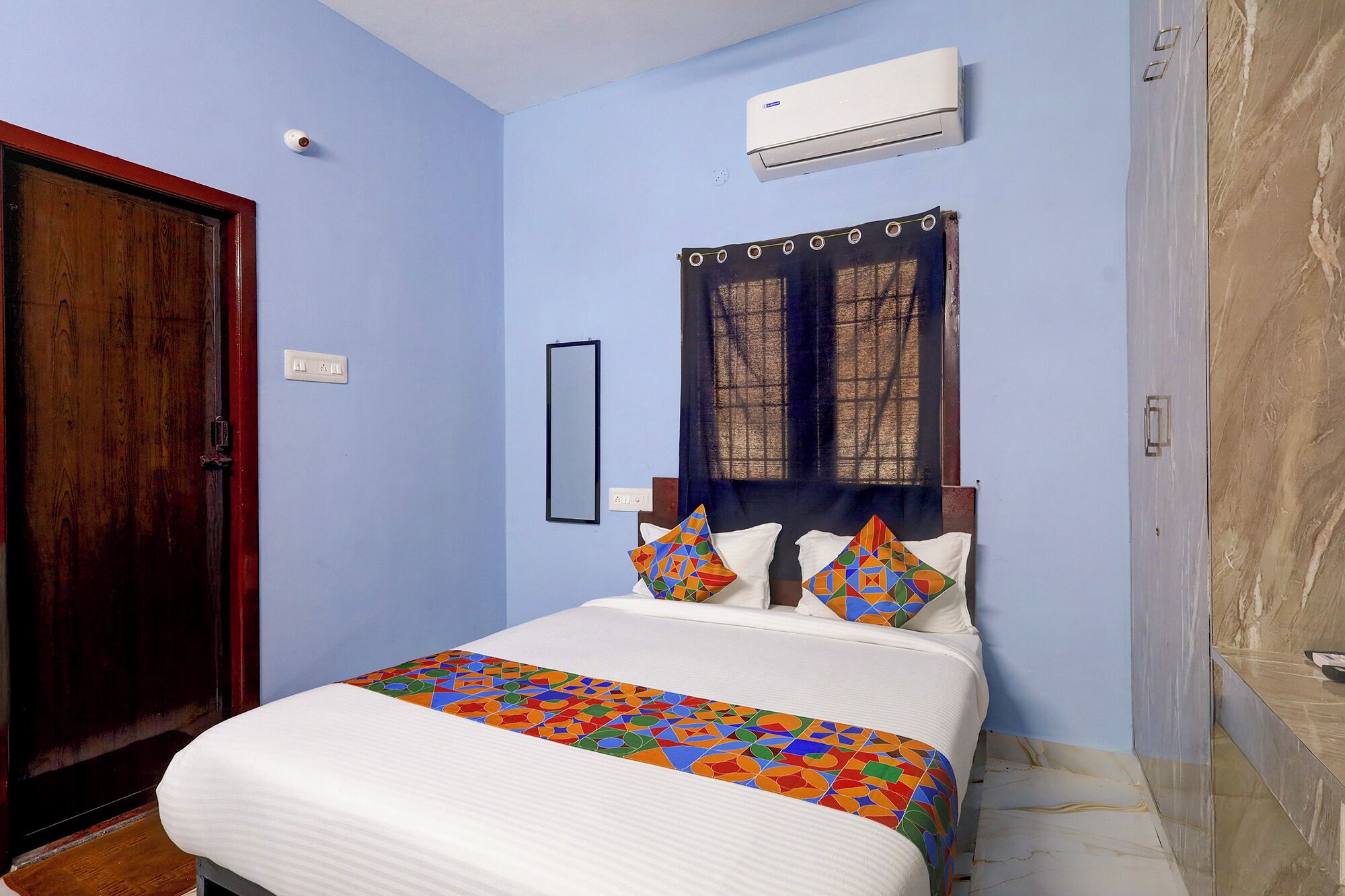 Habitación Deluxe | Sábanas de algodón egipcio, ropa de cama de alta calidad, caja fuerte