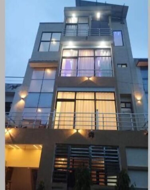 Exterior - Fabhotel Karshani Kripa Dham (Vrindavan)