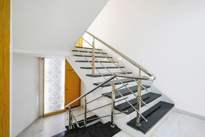 Staircase - Fabhotel Gavalidev (Navi Mumbai)