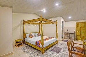 Executive Room | Egyptian cotton sheets, premium bedding, in-room safe, free WiFi - Via Lavish Exotic (Arambol)