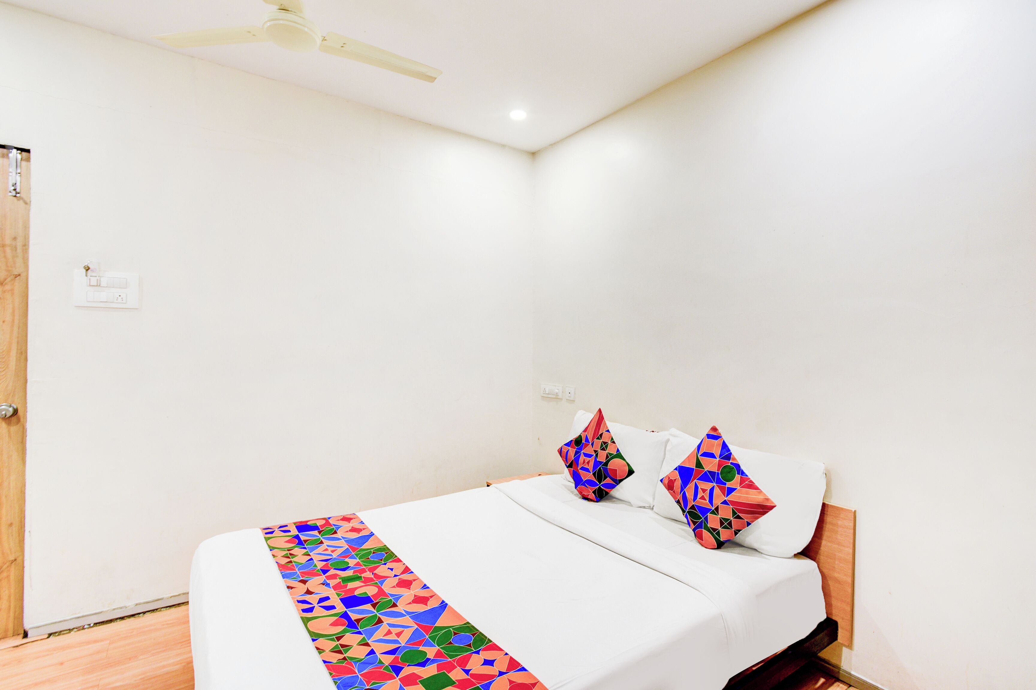 Deluxe Room | Egyptian cotton sheets, premium bedding, in-room safe, free WiFi