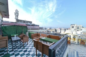 Bar (on property) - Fabhotel Khandaka Mahal (Jaipur)