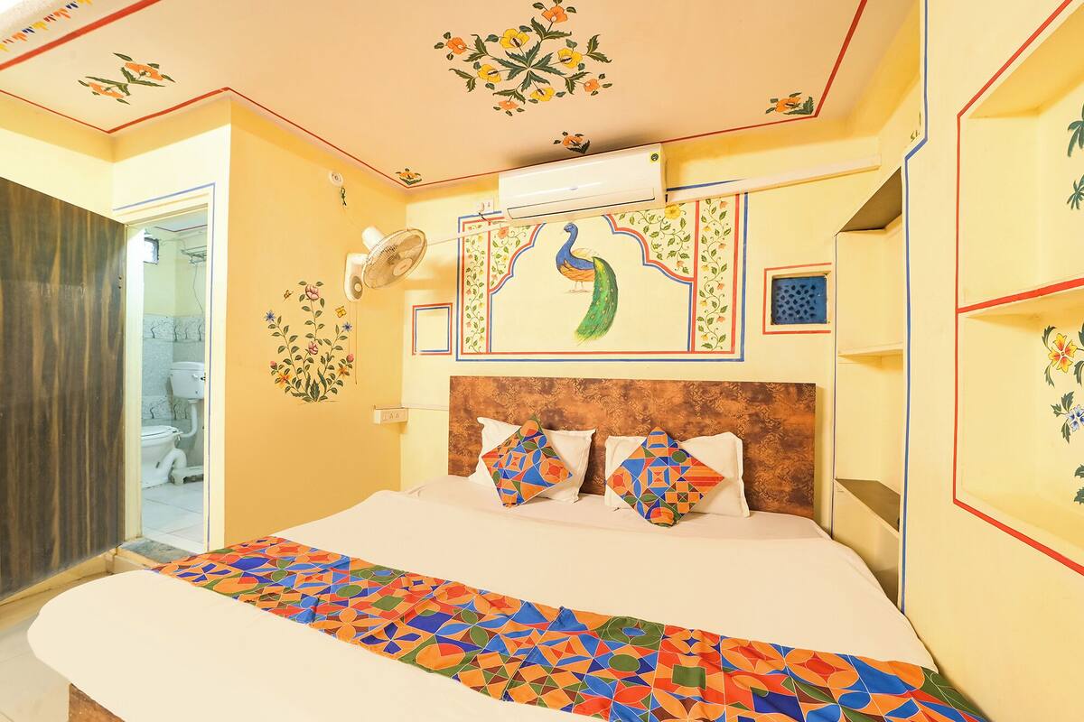 Deluxe Room | Egyptian cotton sheets, premium bedding, in-room safe, free WiFi