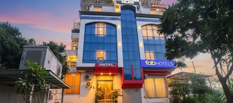 维亚曼萨罗瓦宫殿