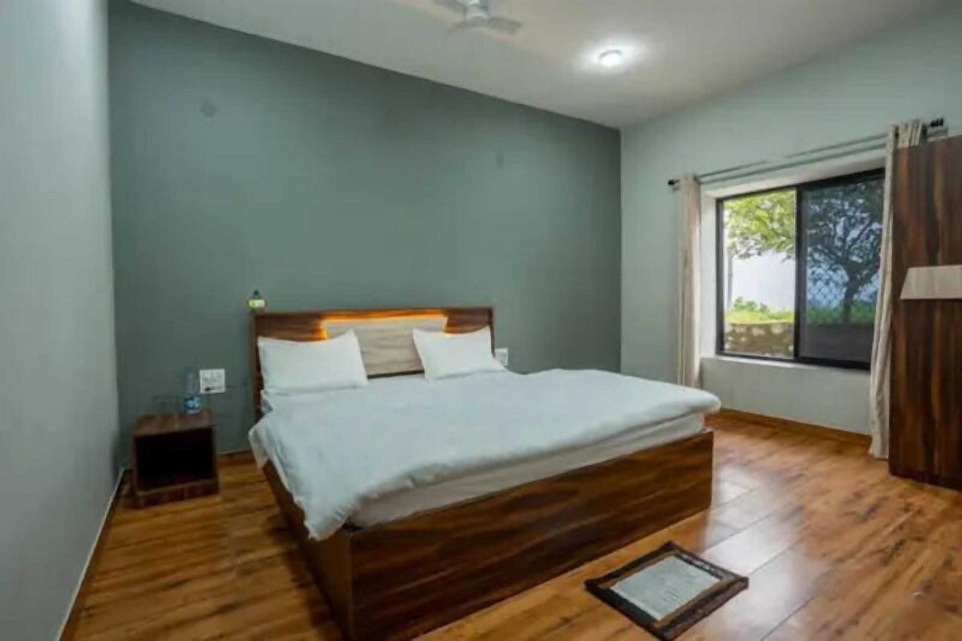 Deluxe Room | Egyptian cotton sheets, premium bedding, in-room safe, free WiFi