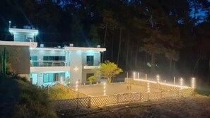 Exterior - Fabhotel Kanwal Resort And Farms (Nainital)