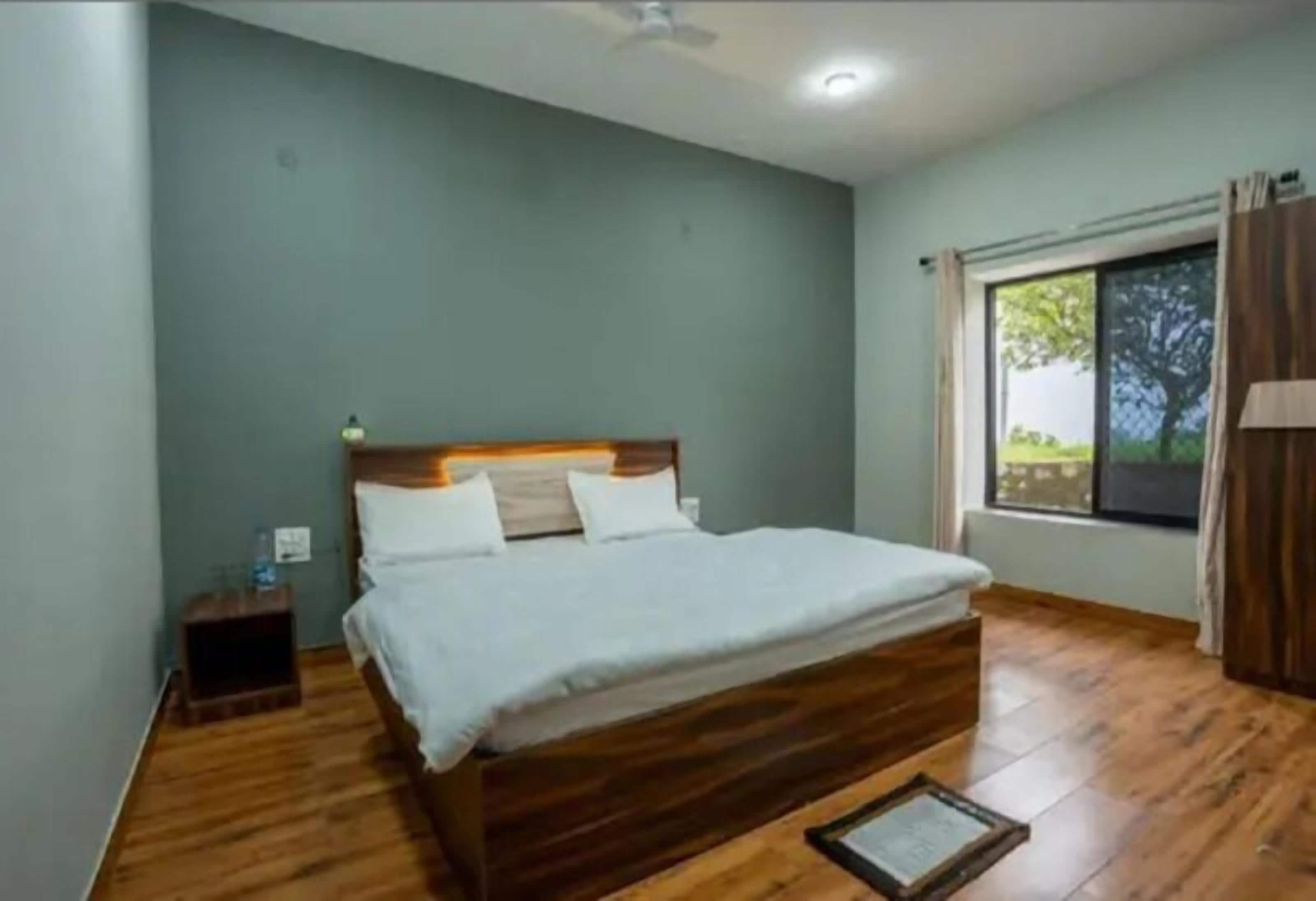 Deluxe Room | Egyptian cotton sheets, premium bedding, in-room safe, free WiFi