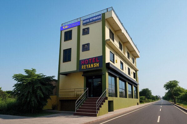 Exterior - Fabhotel Reyansh (Jaipur)