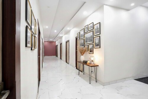 Fabhotel Vrrinda Residency