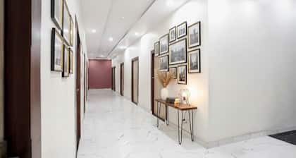 Fabhotel Vrrinda Residency