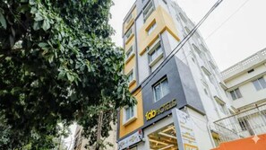 Exterior - Fabhotel Marella Grand Inn (Bangalore)