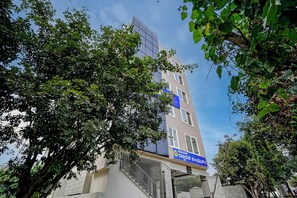 Exterior - Fabhotel Dwaraka Comfort (Bengaluru)