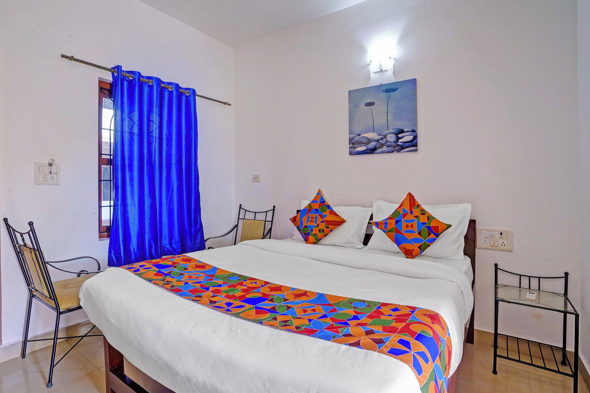 Egyptian cotton sheets, premium bedding, free WiFi, bed sheets