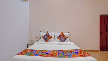 Egyptian cotton sheets, premium bedding, free WiFi, bed sheets