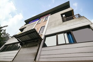 Exterior - Fabhotel Paradise Inn (Indore)