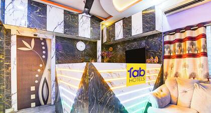 Fabhotel Love Birds Chinar Park