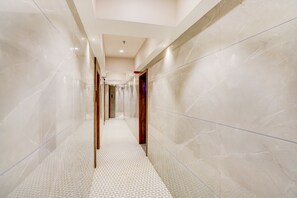 Lobby - Fabhotel Mood Inn (Vasai)