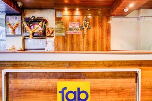 Reception - Fabhotel Mood Inn (Vasai)