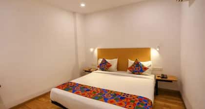 Fabhotel Sharveen Classic Inn