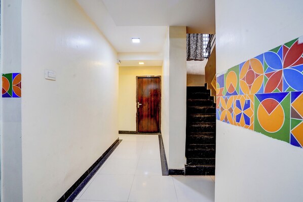 Lobby - Fabhotel Chetan Executive (Pune)