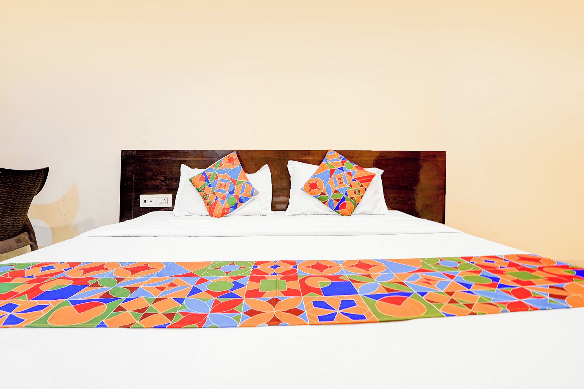 Egyptian cotton sheets, premium bedding, in-room safe, free WiFi