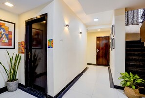 Lobby - Fabhotel Chetan Executive (Pune)