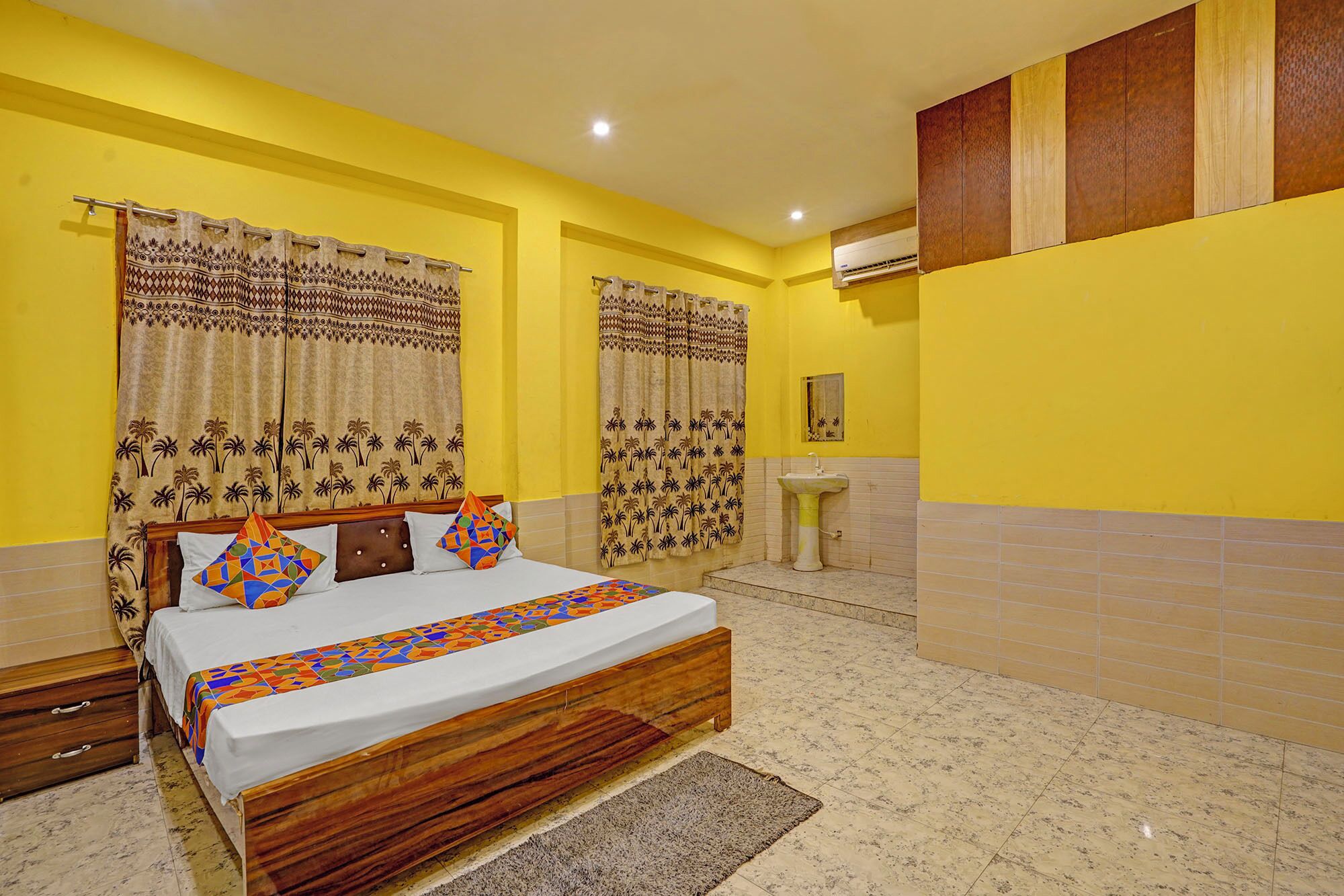 Deluxe Room | Egyptian cotton sheets, premium bedding, in-room safe, free WiFi