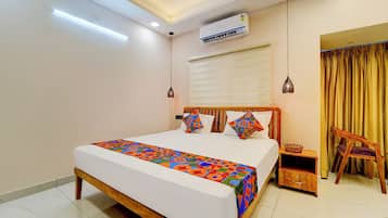 Executive kamer | Lakens van Egyptisch katoen, luxe beddengoed, een kluis op de kamer