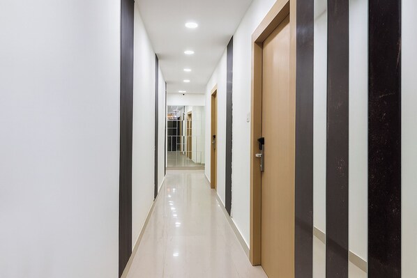 Lobby - Fabhotel Royal Place (Kolkata)