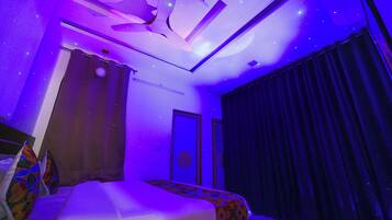 Sengetøy i egyptisk bomull, sengetøy av topp kvalitet og safe på rommet