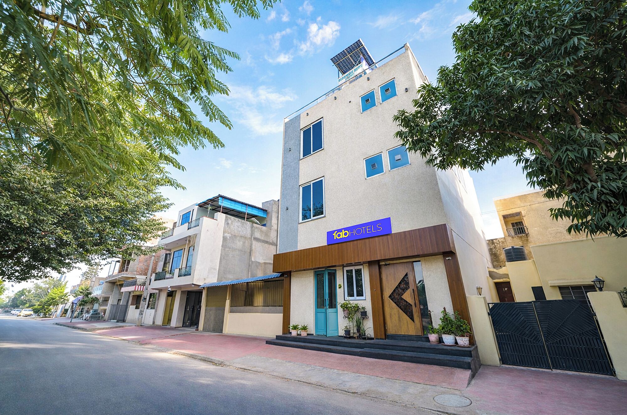 Deluxe Room | Egyptian cotton sheets, premium bedding, in-room safe, free WiFi