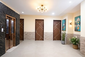 Khu sảnh