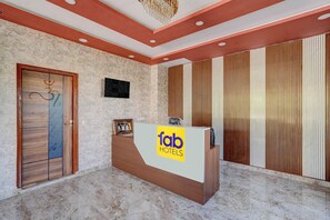 Reception - Fabhotel Aero Nest (Bengaluru)