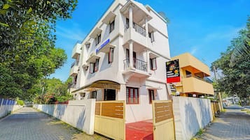 Entrée de l’hébergement