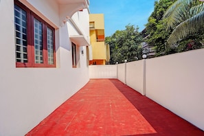 Lobby - Via Fort Beach Residency (Kochi)