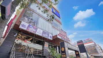 Mặt tiền nơi lưu trú