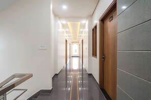 Lobby - Fabhotel Kesar Inn (Jaipur)