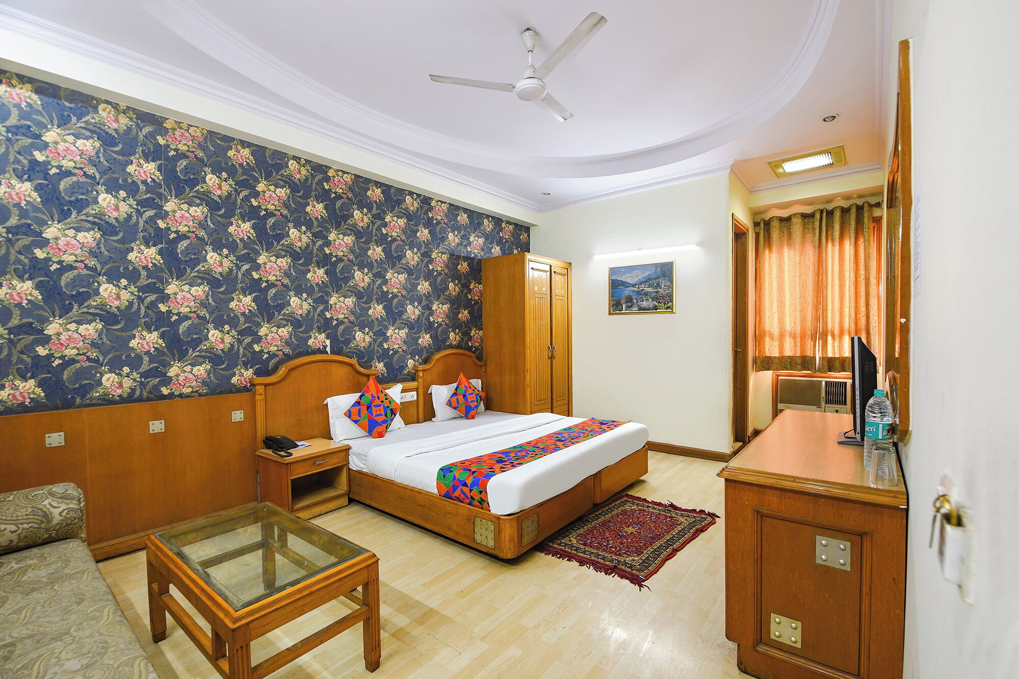 Rom – premium | Sengetøy i egyptisk bomull, sengetøy av topp kvalitet og safe på rommet