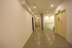 Lobby - Fabhotel Esscon House (Gurugram)